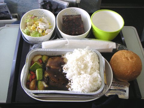 成田空港〜台湾空港CX451便機内食